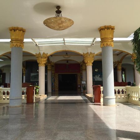 Champasak Palace Hotel Paksze Kültér fotó