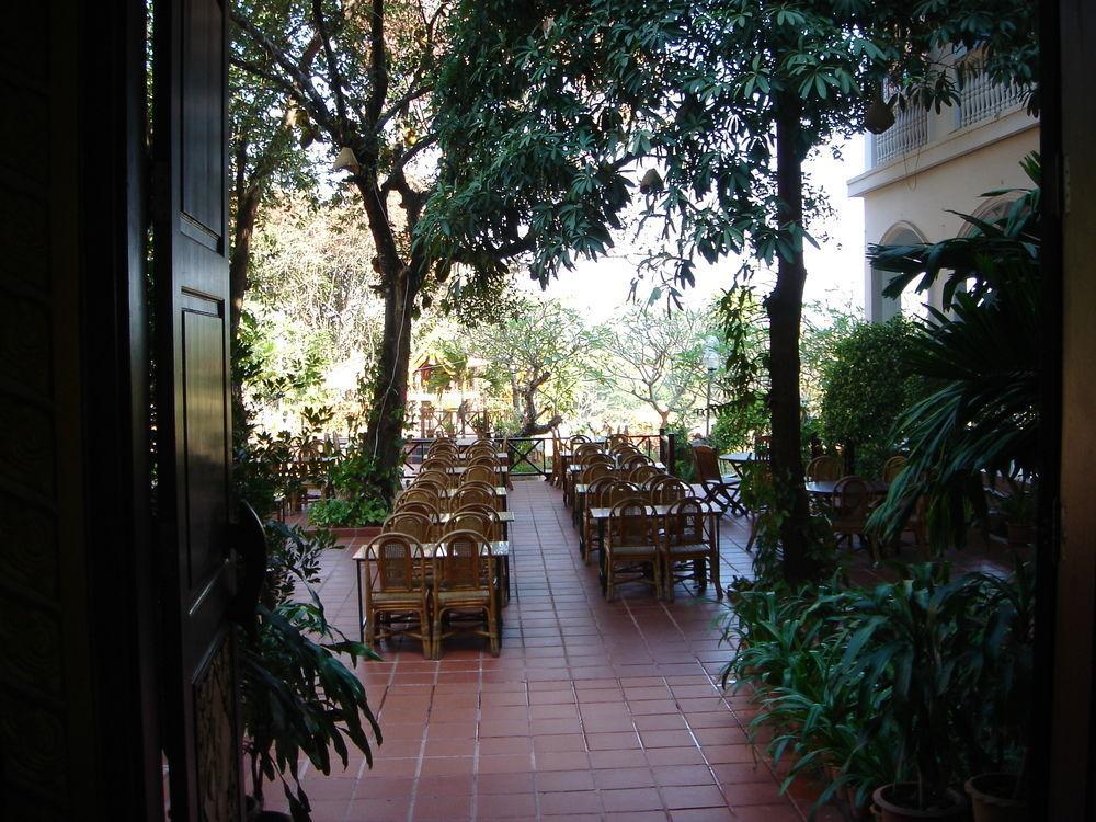 Champasak Palace Hotel Paksze Kültér fotó