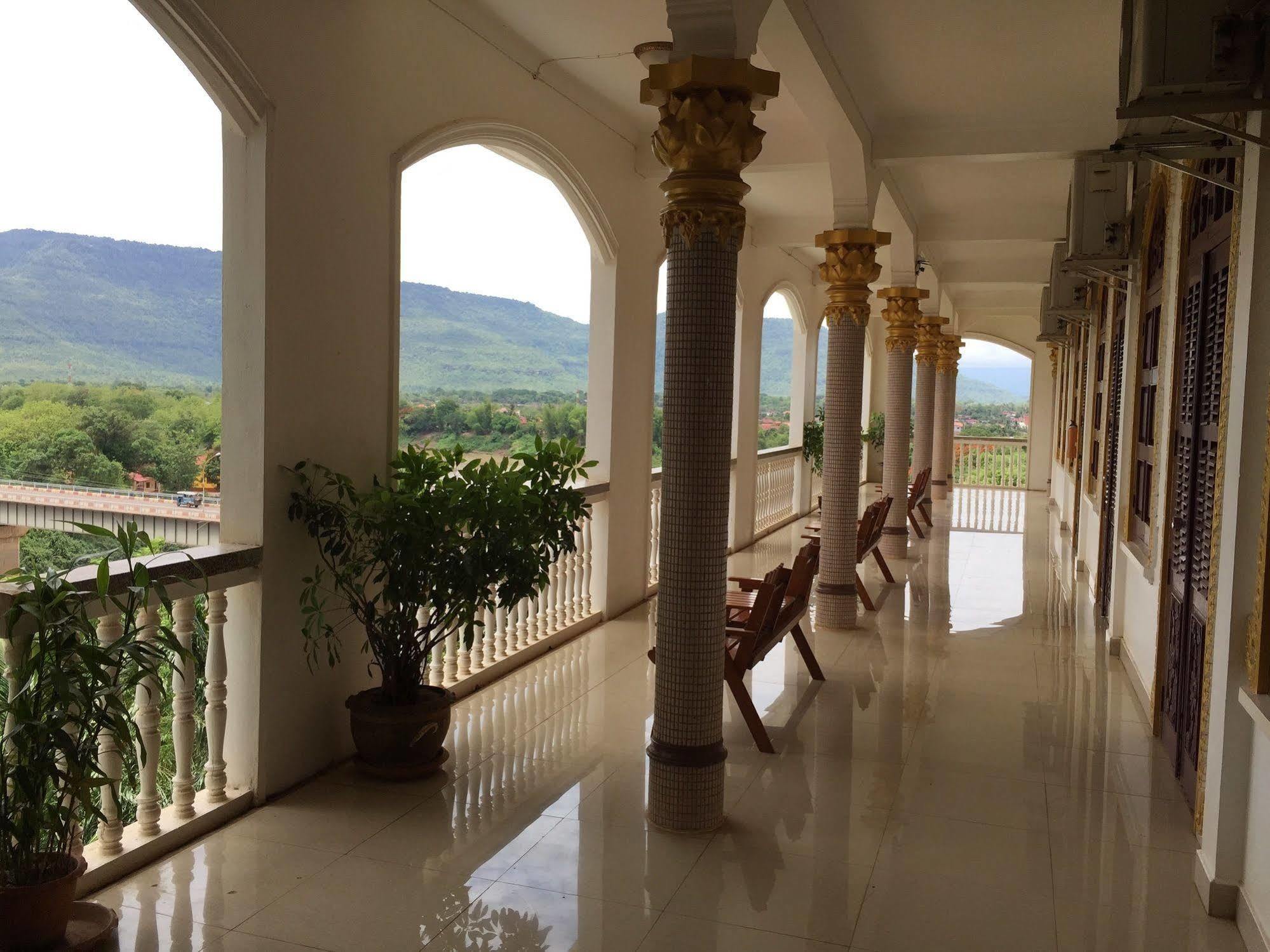 Champasak Palace Hotel Paksze Kültér fotó