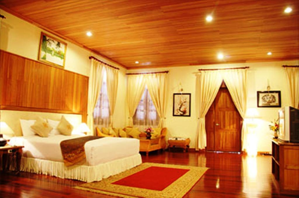 Champasak Palace Hotel Paksze Kültér fotó